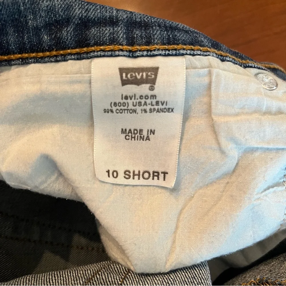 Levi’s 505 Straight Leg Women’s Jeans 10S